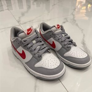 Nike ‘Grey Red’ dunk low GS sneakers